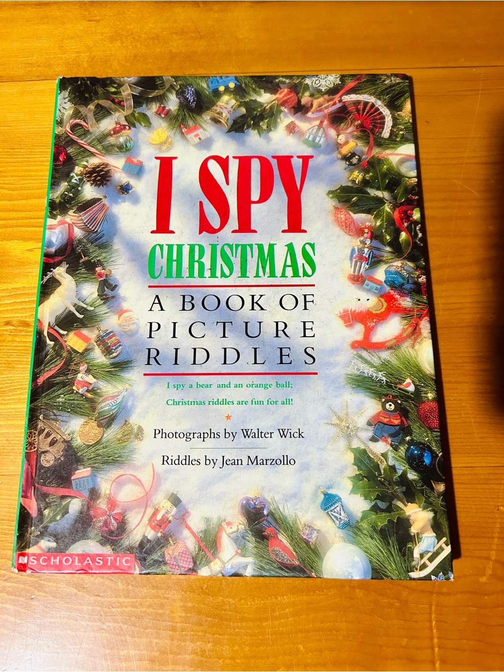 (3/$10) Scholastic I SPY Christmas Book